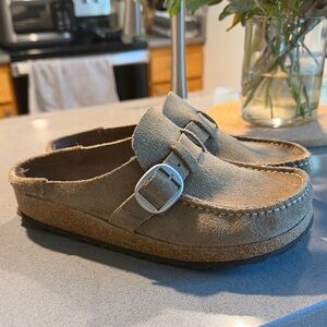 Birkenstock Buckley in Grey Taupe Suede Leather